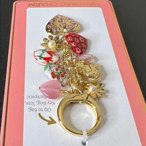 True to Form | Vintage Inspired Heart & Ceramic Bag Charm - Picture 9 of 9